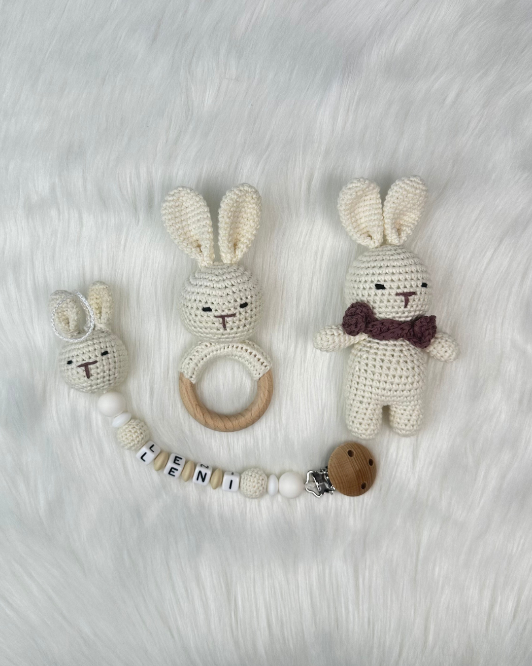 Häkel-Set L – Greifling, Schnullerkette & Kuscheltier